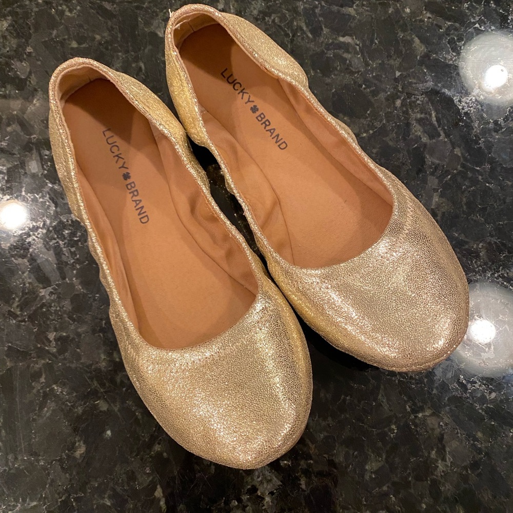 Lucky Brand Gold Women's Ballet Flats 8.5 - Picture 2 of 8